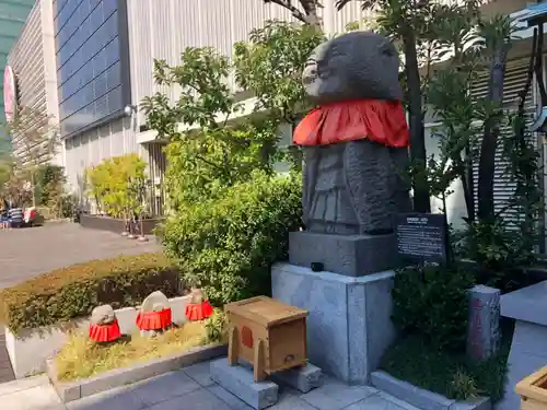 三囲神社銀座摂社の地蔵