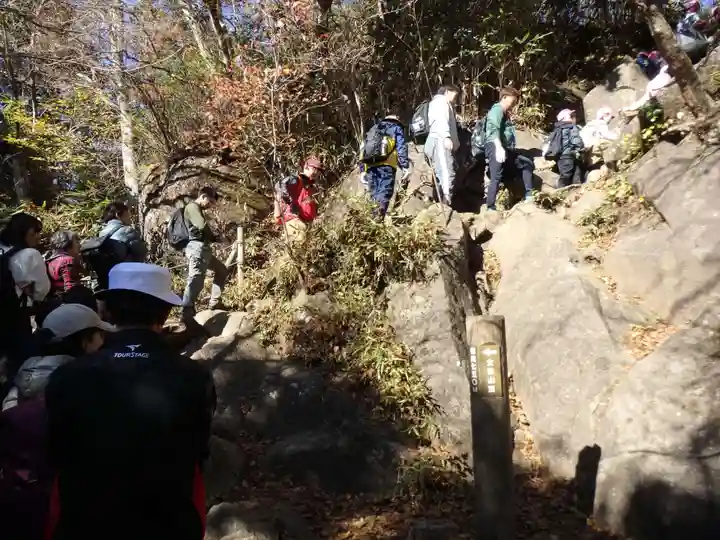 筑波山神社 女体山御本殿の周辺