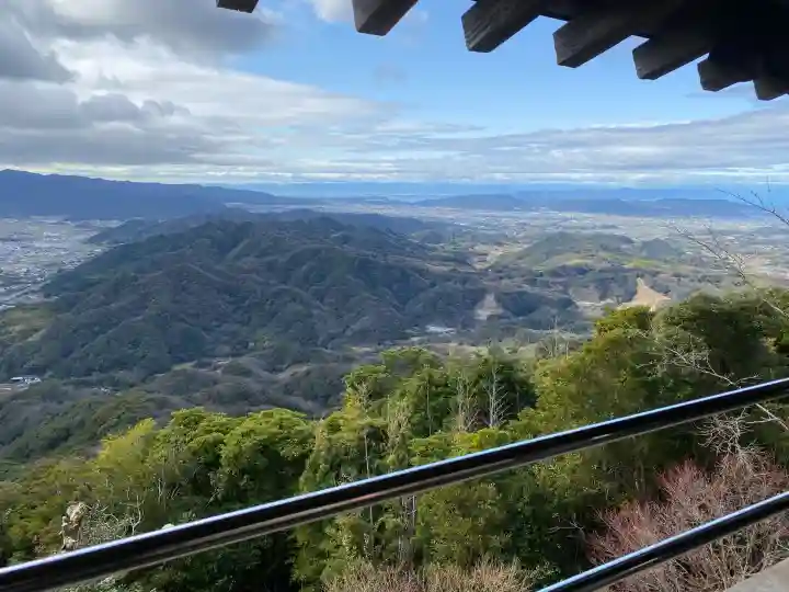 千光寺の{uncategorized: "未分類", other: "その他", undefined: "問題あり", building: "その他建物", grave: "お墓", sacred_gate: "鳥居", guardian: "狛犬", statue: "像", buddha: "仏像", history: "歴史", nature: "自然", garden: "庭園", animal: "動物", pagoda: "塔", temizu: "手水舎", mountain_gate: "山門・神門", sanctuary: "本殿・本堂", subordinate: "末社・摂社", art: "芸術", scenery: "景色", jizo: "地蔵", ema: "絵馬", goshuin: "御朱印", omikuji: "おみくじ", items: "授与品その他", amulet: "お守り", goshuincho: "御朱印帳", eats: "食事", festival: "お祭り", votive_dance: "神楽", shichigosan: "七五三参", wedding: "結婚式", experience: "体験その他", initially: "初詣", around: "周辺", anti_infection: "感染症対策"}