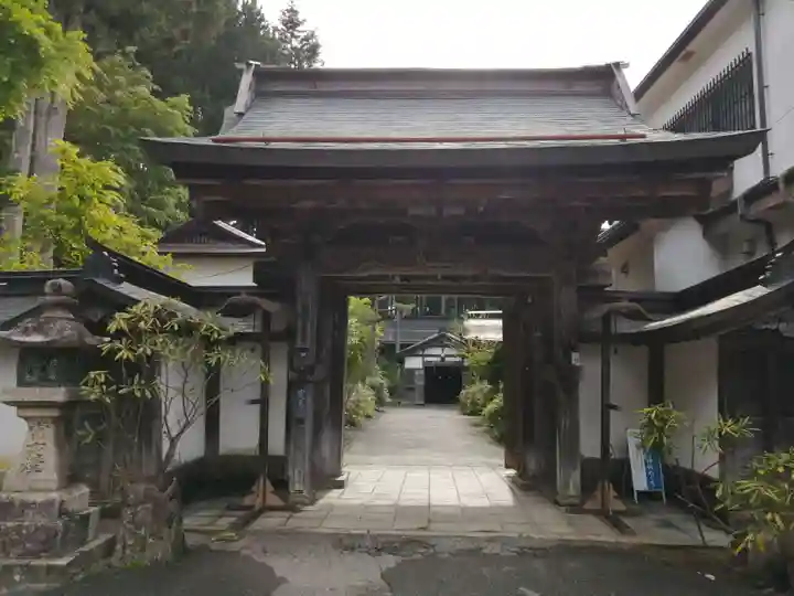 宝亀院の山門・神門