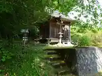 義経神社の本殿・本堂