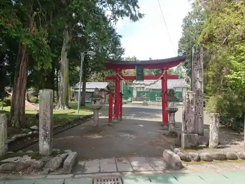 八幡神社の鳥居