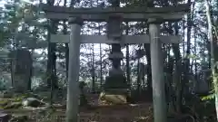 朝日稲荷神社の鳥居