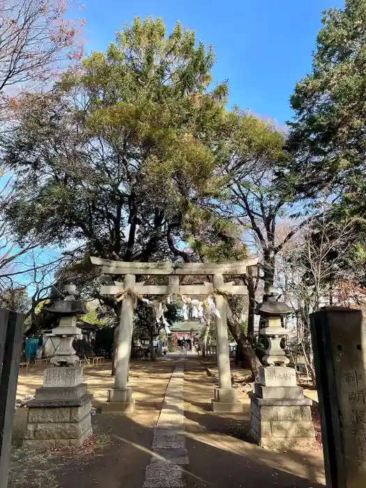 本太氷川神社の鳥居