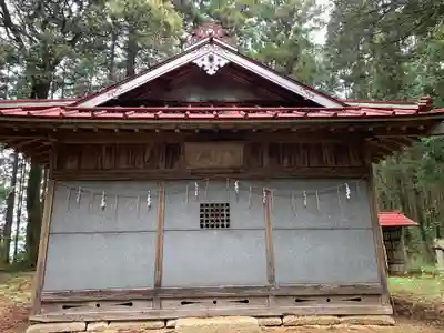 東泉箒根神社の本殿・本堂