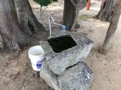 爲志神社の手水舎