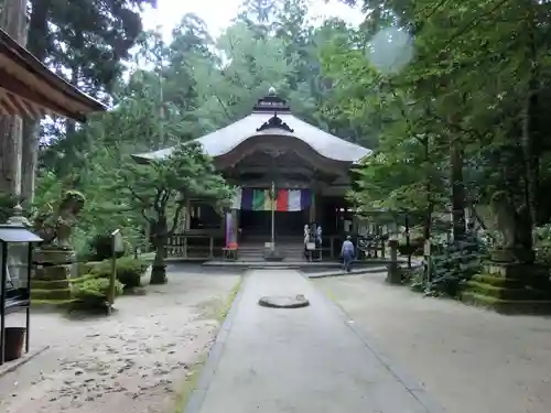 三佛寺の建物その他