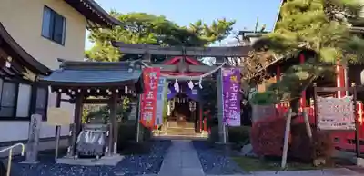 葛飾氷川神社の鳥居