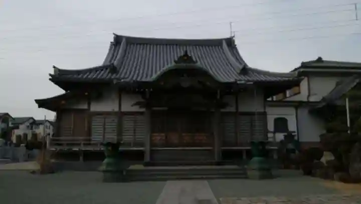 長昌寺の本殿・本堂