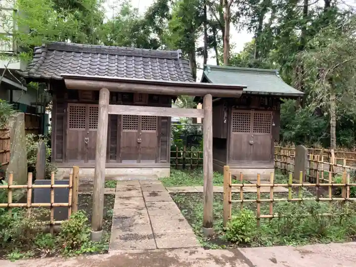 石神井氷川神社の鳥居
