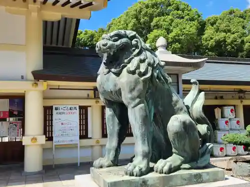 愛知縣護國神社の狛犬