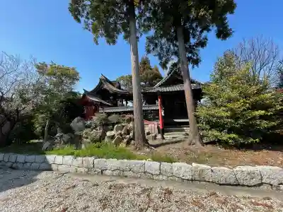 春日神社(飯)の{uncategorized: "未分類", other: "その他", undefined: "問題あり", building: "その他建物", grave: "お墓", sacred_gate: "鳥居", guardian: "狛犬", statue: "像", buddha: "仏像", history: "歴史", nature: "自然", garden: "庭園", animal: "動物", pagoda: "塔", temizu: "手水舎", mountain_gate: "山門・神門", sanctuary: "本殿・本堂", subordinate: "末社・摂社", art: "芸術", scenery: "景色", jizo: "地蔵", ema: "絵馬", goshuin: "御朱印", omikuji: "おみくじ", items: "授与品その他", amulet: "お守り", goshuincho: "御朱印帳", eats: "食事", festival: "お祭り", votive_dance: "神楽", shichigosan: "七五三参", wedding: "結婚式", experience: "体験その他", initially: "初詣", around: "周辺", anti_infection: "感染症対策"}