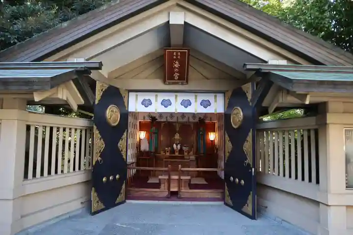 東郷神社の末社・摂社