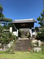 輪禅寺の山門・神門
