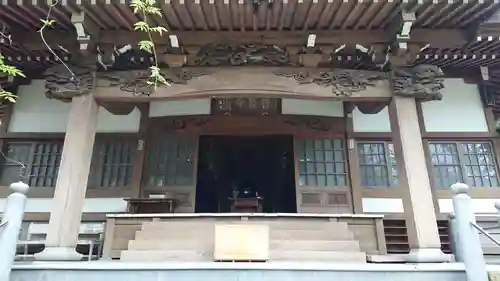 林泉寺の本殿