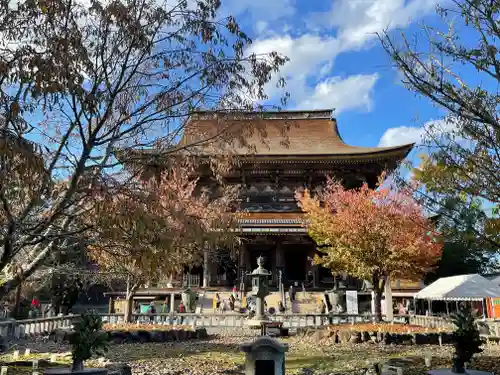 金峯山寺の本殿・本堂
