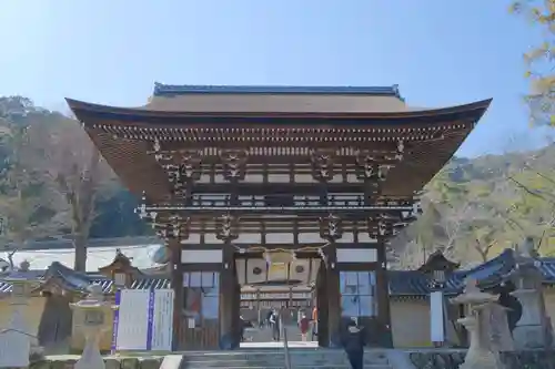 松尾大社の山門・神門