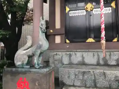 伏見三寳稲荷神社の狛犬