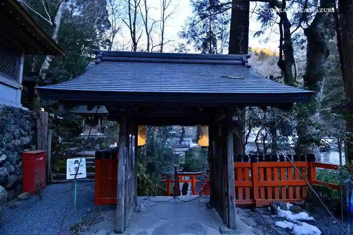 貴船神社の山門・神門