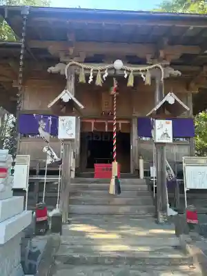 羽生天神社の{uncategorized: "未分類", other: "その他", undefined: "問題あり", building: "その他建物", grave: "お墓", sacred_gate: "鳥居", guardian: "狛犬", statue: "像", buddha: "仏像", history: "歴史", nature: "自然", garden: "庭園", animal: "動物", pagoda: "塔", temizu: "手水舎", mountain_gate: "山門・神門", sanctuary: "本殿・本堂", subordinate: "末社・摂社", art: "芸術", scenery: "景色", jizo: "地蔵", ema: "絵馬", goshuin: "御朱印", omikuji: "おみくじ", items: "授与品その他", amulet: "お守り", goshuincho: "御朱印帳", eats: "食事", festival: "お祭り", votive_dance: "神楽", shichigosan: "七五三参", wedding: "結婚式", experience: "体験その他", initially: "初詣", around: "周辺", anti_infection: "感染症対策"}