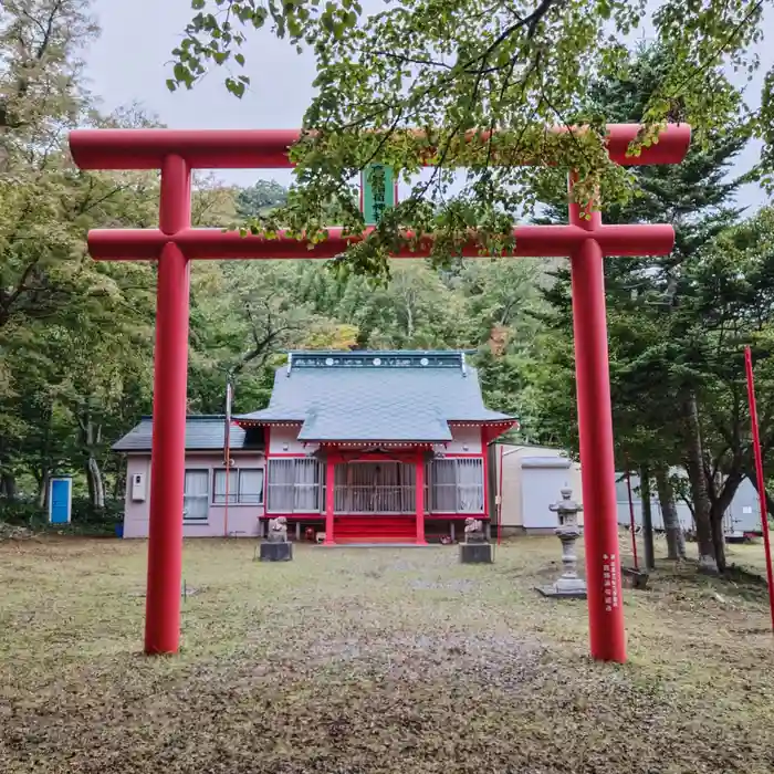 稲荷神社の鳥居