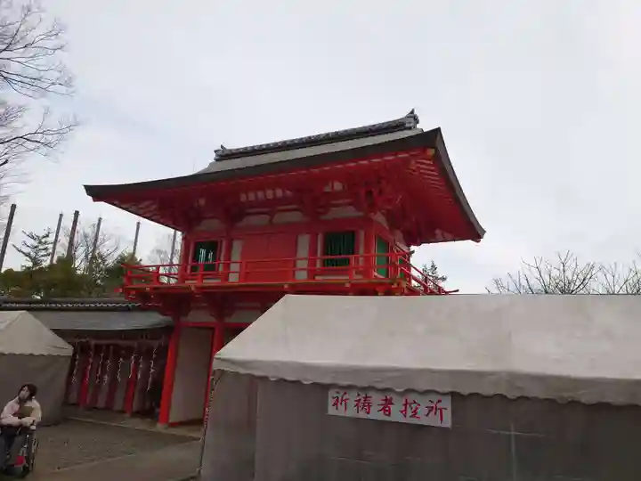 相州春日神社の山門・神門