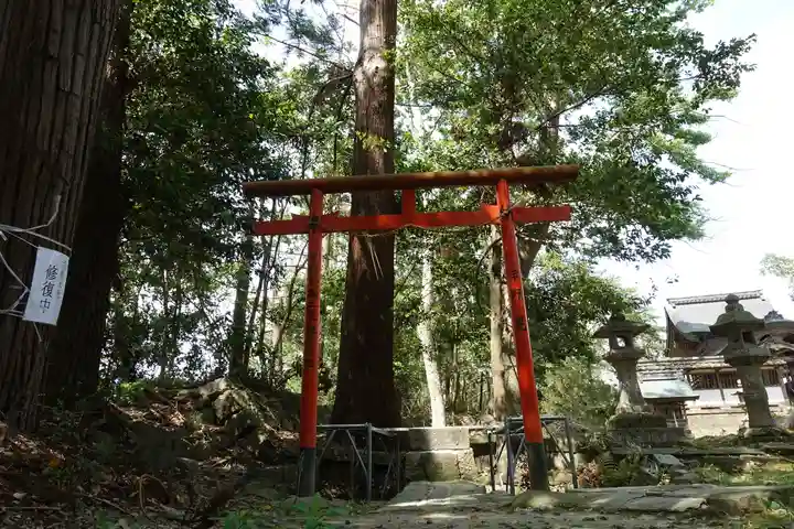 走田神社の末社・摂社