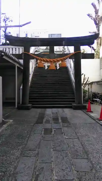高輪神社の鳥居