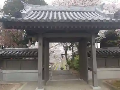 宝蔵寺の山門・神門