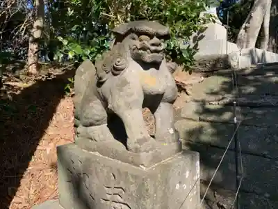 鶴峰八幡神社の狛犬