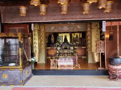 多聞院の本殿・本堂