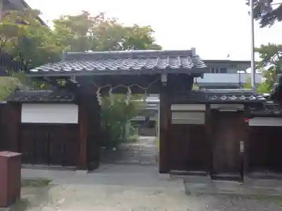 西梅津神明社の山門・神門