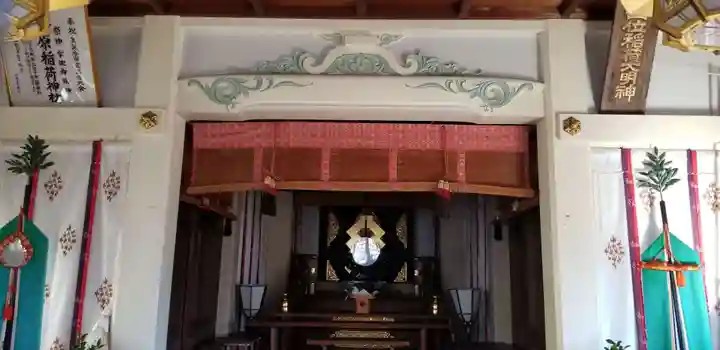 篠原稲荷神社の本殿・本堂