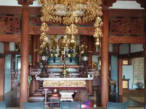洞雲寺の本殿・本堂