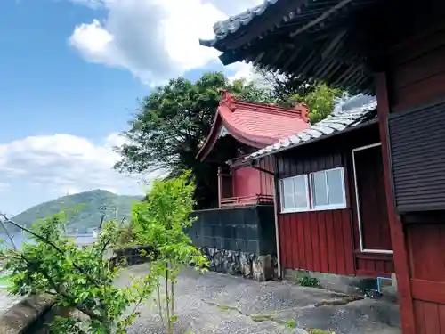 鶴御崎神社の本殿