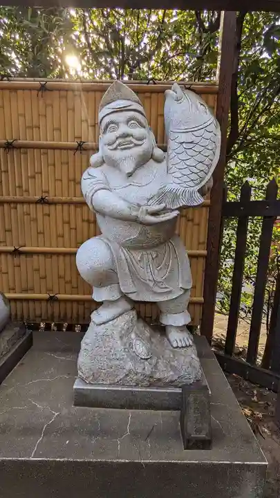 中野沼袋氷川神社の像
