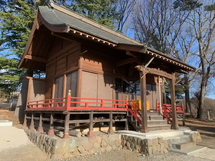巨摩神社の本殿・本堂