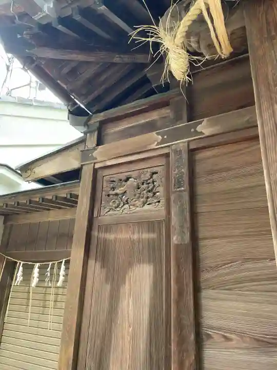 八幡神社の{uncategorized: "未分類", other: "その他", undefined: "問題あり", building: "その他建物", grave: "お墓", sacred_gate: "鳥居", guardian: "狛犬", statue: "像", buddha: "仏像", history: "歴史", nature: "自然", garden: "庭園", animal: "動物", pagoda: "塔", temizu: "手水舎", mountain_gate: "山門・神門", sanctuary: "本殿・本堂", subordinate: "末社・摂社", art: "芸術", scenery: "景色", jizo: "地蔵", ema: "絵馬", goshuin: "御朱印", omikuji: "おみくじ", items: "授与品その他", amulet: "お守り", goshuincho: "御朱印帳", eats: "食事", festival: "お祭り", votive_dance: "神楽", shichigosan: "七五三参", wedding: "結婚式", experience: "体験その他", initially: "初詣", around: "周辺", anti_infection: "感染症対策"}