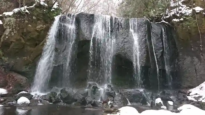 達沢不動滝の周辺