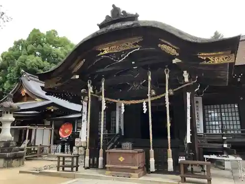 武田神社の本殿・本堂