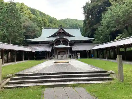 前神寺の本殿・本堂