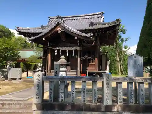 湯神社の末社・摂社