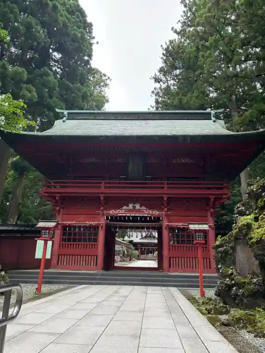 富士山東口本宮 冨士浅間神社の{uncategorized: "未分類", other: "その他", undefined: "問題あり", building: "その他建物", grave: "お墓", sacred_gate: "鳥居", guardian: "狛犬", statue: "像", buddha: "仏像", history: "歴史", nature: "自然", garden: "庭園", animal: "動物", pagoda: "塔", temizu: "手水舎", mountain_gate: "山門・神門", sanctuary: "本殿・本堂", subordinate: "末社・摂社", art: "芸術", scenery: "景色", jizo: "地蔵", ema: "絵馬", goshuin: "御朱印", omikuji: "おみくじ", items: "授与品その他", amulet: "お守り", goshuincho: "御朱印帳", eats: "食事", festival: "お祭り", votive_dance: "神楽", shichigosan: "七五三参", wedding: "結婚式", experience: "体験その他", initially: "初詣", around: "周辺", anti_infection: "感染症対策"}