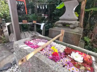 横浜御嶽神社の手水舎