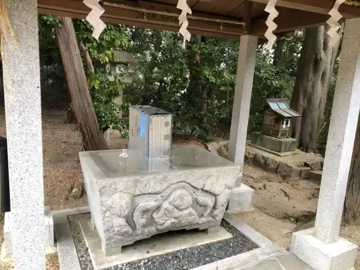 佐牙神社の手水舎