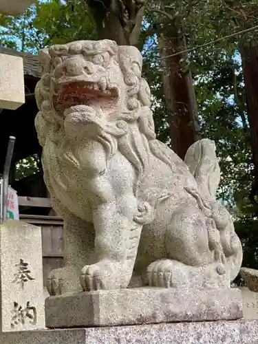 立志神社の狛犬