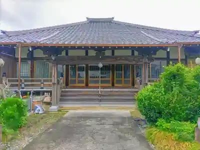 西光寺の本殿・本堂