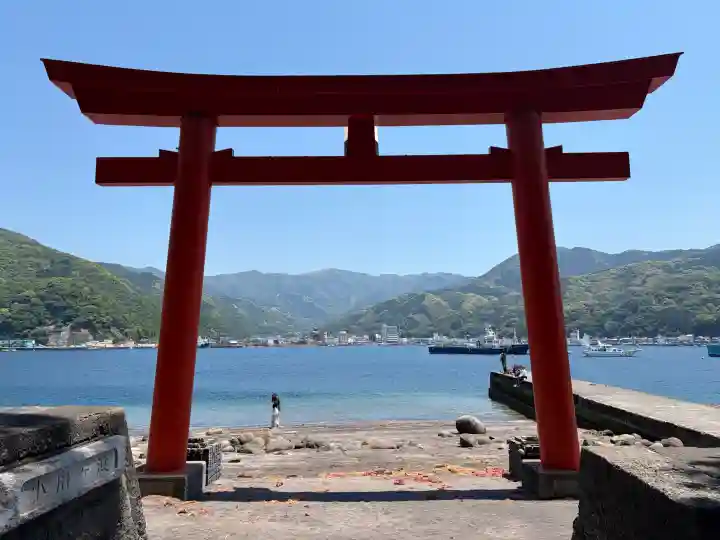 諸口神社の{uncategorized: "未分類", other: "その他", undefined: "問題あり", building: "その他建物", grave: "お墓", sacred_gate: "鳥居", guardian: "狛犬", statue: "像", buddha: "仏像", history: "歴史", nature: "自然", garden: "庭園", animal: "動物", pagoda: "塔", temizu: "手水舎", mountain_gate: "山門・神門", sanctuary: "本殿・本堂", subordinate: "末社・摂社", art: "芸術", scenery: "景色", jizo: "地蔵", ema: "絵馬", goshuin: "御朱印", omikuji: "おみくじ", items: "授与品その他", amulet: "お守り", goshuincho: "御朱印帳", eats: "食事", festival: "お祭り", votive_dance: "神楽", shichigosan: "七五三参", wedding: "結婚式", experience: "体験その他", initially: "初詣", around: "周辺", anti_infection: "感染症対策"}