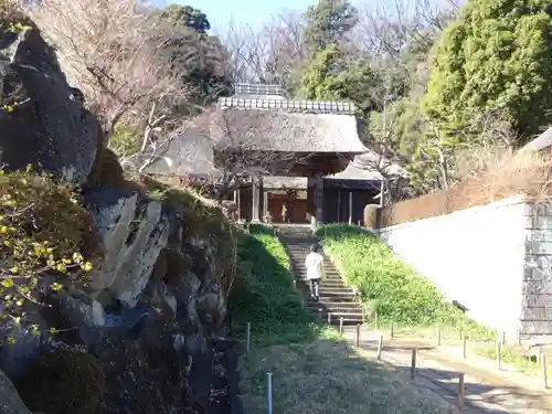 横浜　西方寺の山門・神門