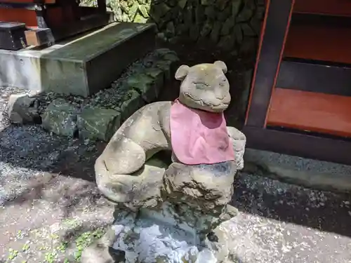 三峯神社の狛犬